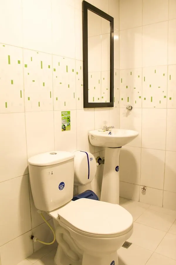 Hotel Brisas De Calima 2*, Cali